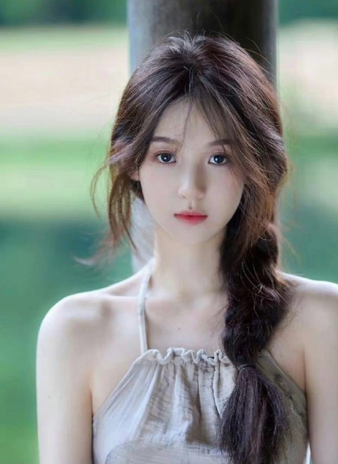 成龙3年送别十多位影坛挚友，提前录好“告别歌”：要在走的那一天发布